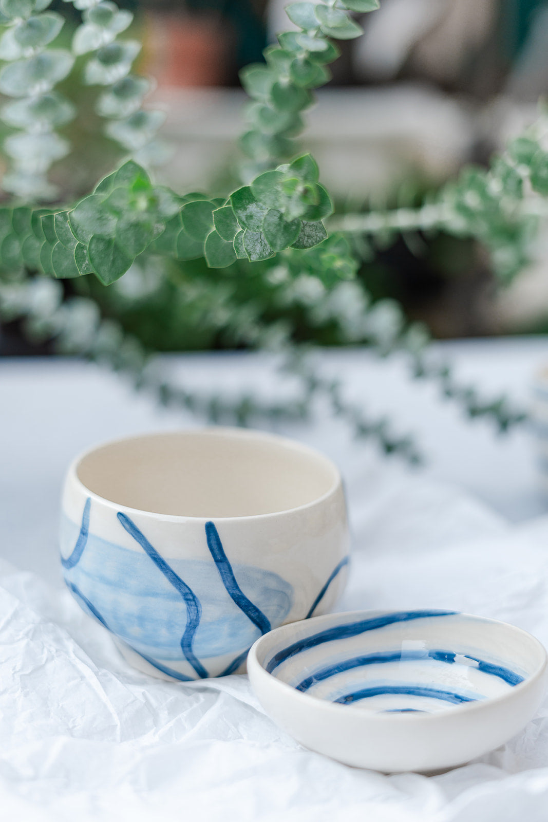 Handmade Ceramic Bowl – Blue Wave Brushstrokes