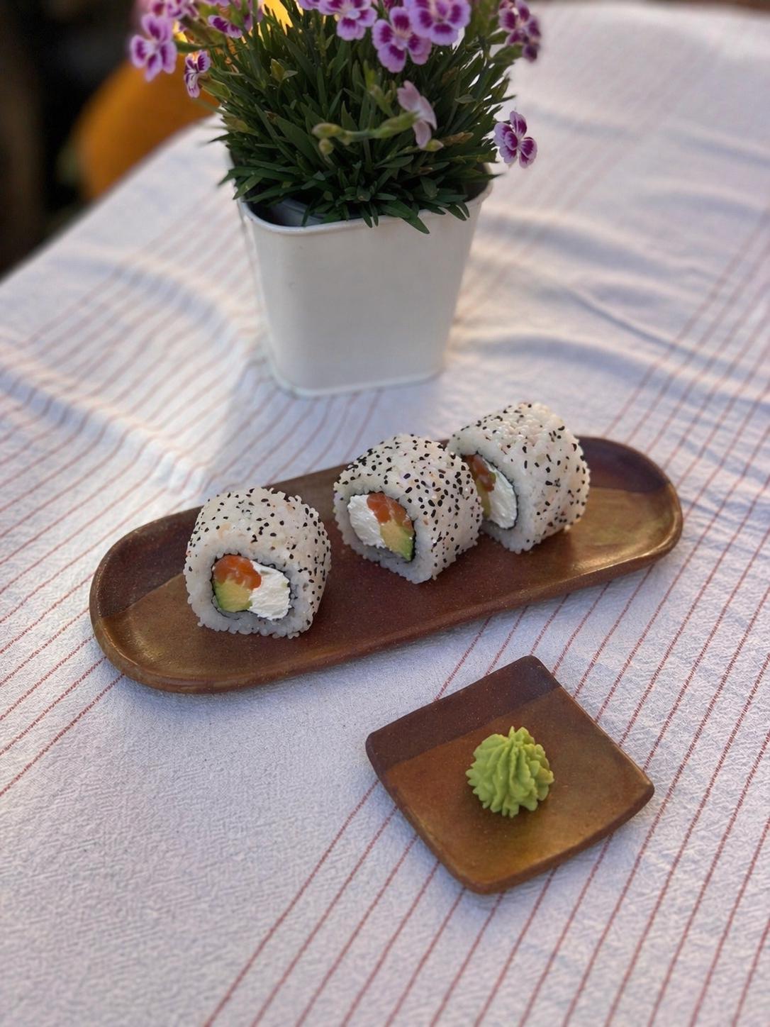 Handmade Ceramic Sushi Set | Sushi Plate & Sauce Dish